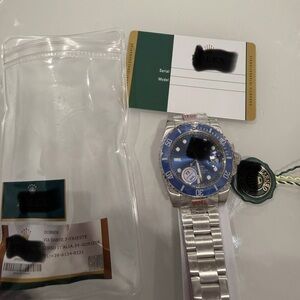 Rolex Blue Dial with Silver Bracelet


Superclone